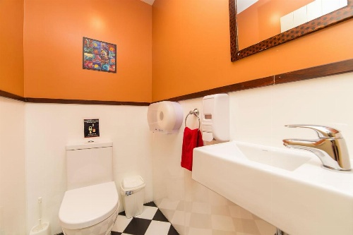 Tahuna Pod Hostel image 24