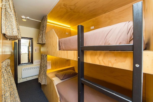 Tahuna Pod Hostel image 39