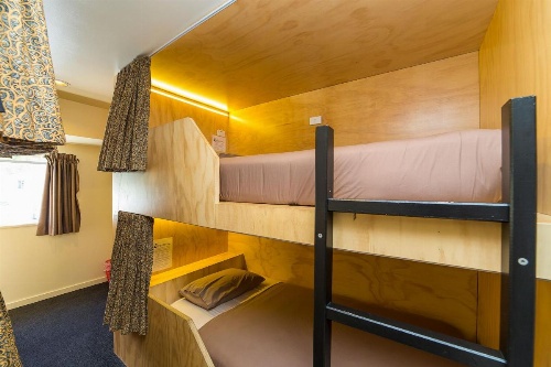 Tahuna Pod Hostel image 41