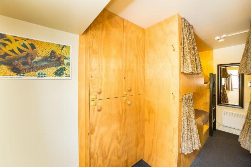 Tahuna Pod Hostel image 42