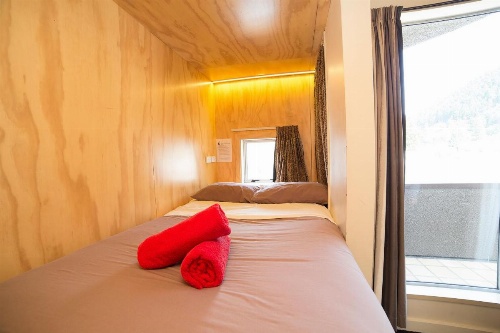 Tahuna Pod Hostel image 44